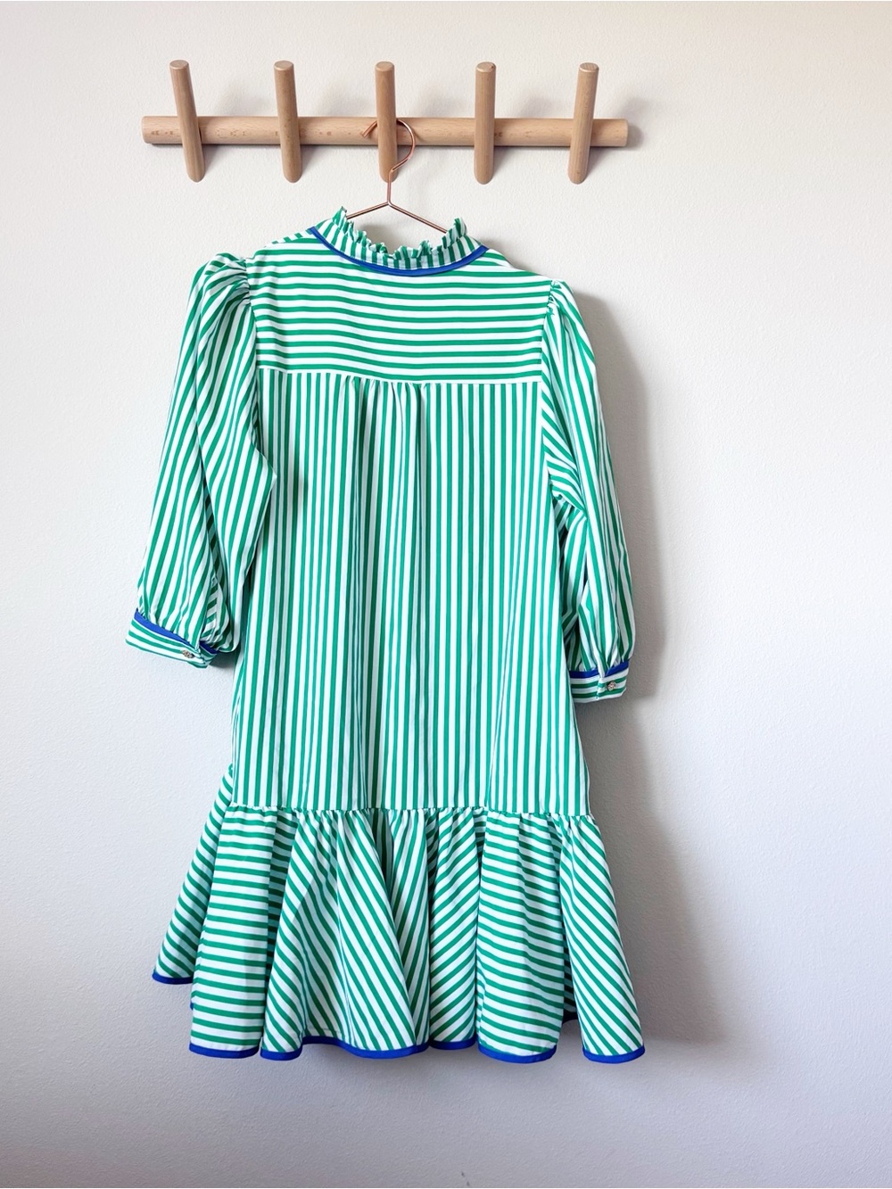 Mary Square Naomi Green and White Striped Ruffle-Hem Puff Sleeve Casual Dress - Picture 8 of 10